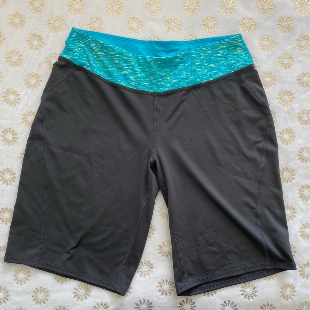 Tek Gear Women's Bike Shorts in Gray and Teal